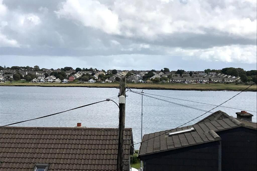 Stylish 3 Bed Apartment With Lough Atalia Views Galway Exteriör bild